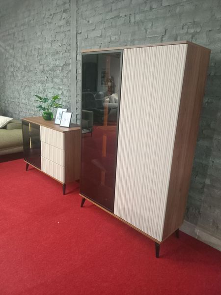 Комод з підсвіткою Вічі / Vici KSZ103 1-дверний з 3 шухлядами Perfect Home орех / кашемир фото - Купити Комоди PERFECT HOME в епіцентрі меблів GerborDesign.com.ua