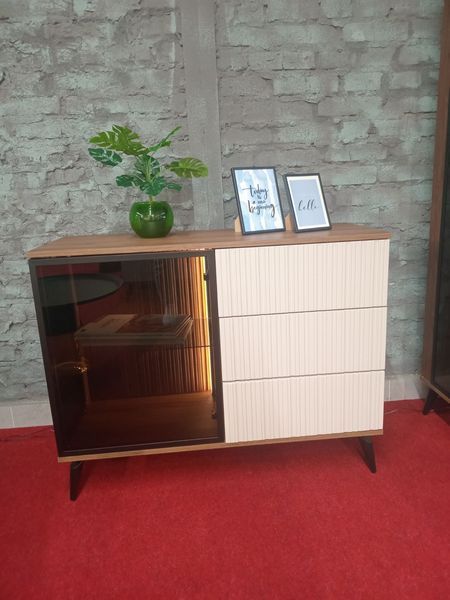 Комод з підсвіткою Вічі / Vici KSZ103 1-дверний з 3 шухлядами Perfect Home орех / кашемир фото - Купити Комоди PERFECT HOME в епіцентрі меблів GerborDesign.com.ua