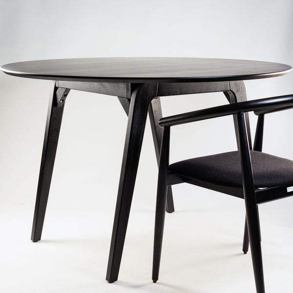 Стіл LOVKO Floki d-120 чорний  фото - Купити Столи LOVKO в епіцентрі меблів GerborDesign.com.ua