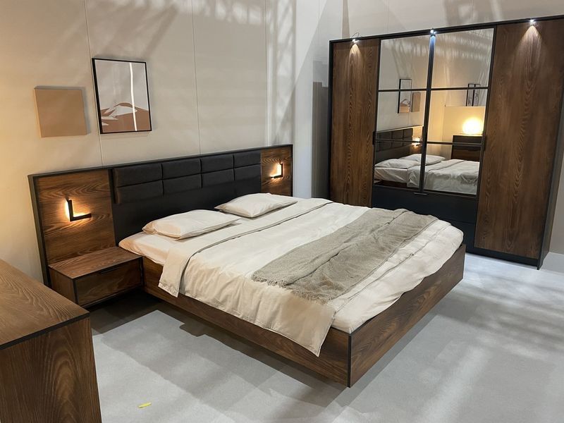Кровать (каркас) Perfect Home Милтон / Milton 160 с мягким изголовьем двуспальная каштан / антрацит фото - Купить Кровати PERFECT HOME в эпицентре мебели GerborDesign.com.ua